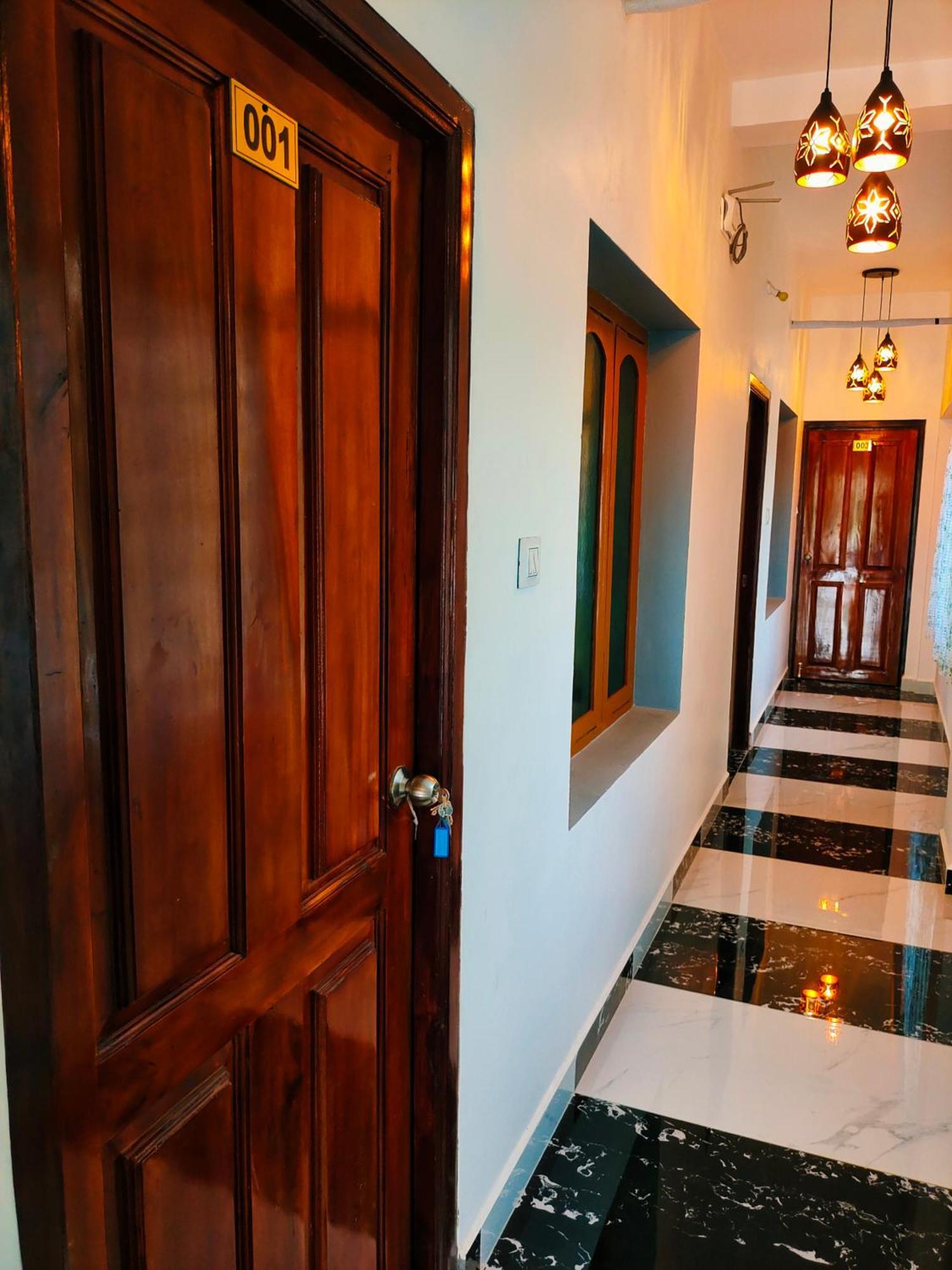 De Lumaa Beachside Stay Puducherry Exterior foto